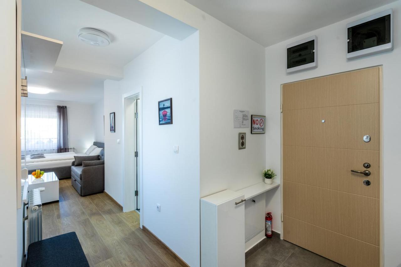 Mb Apartment Subotica Exterior foto