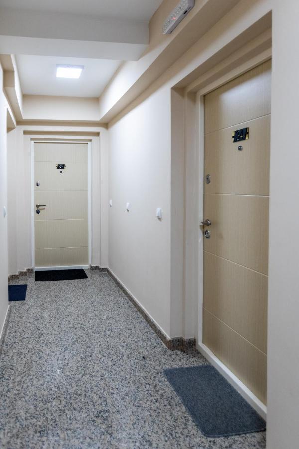 Mb Apartment Subotica Exterior foto